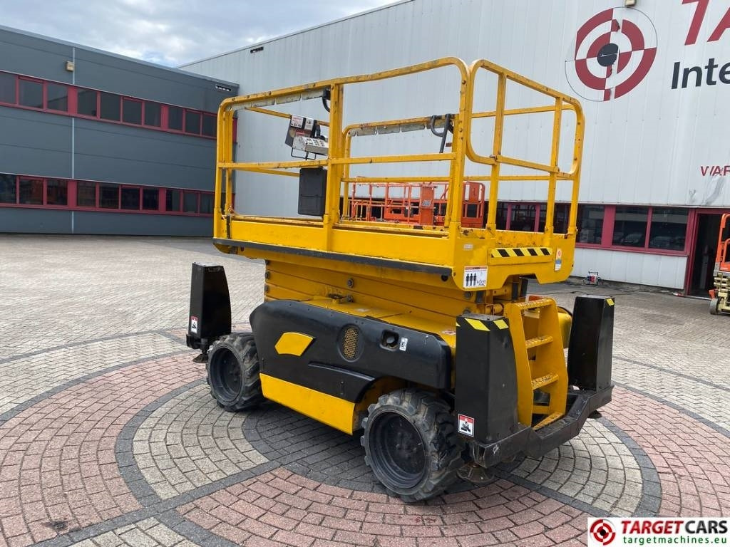 Haulotte Compact 12DX Diesel 4x4 Scissor Work Lift 1206cm - Nacelle ciseaux: photos 4 Haulotte Compact 12DX Diesel 4x4 Scissor Work Lift 1206cm - Nacelle ciseaux: photos 4