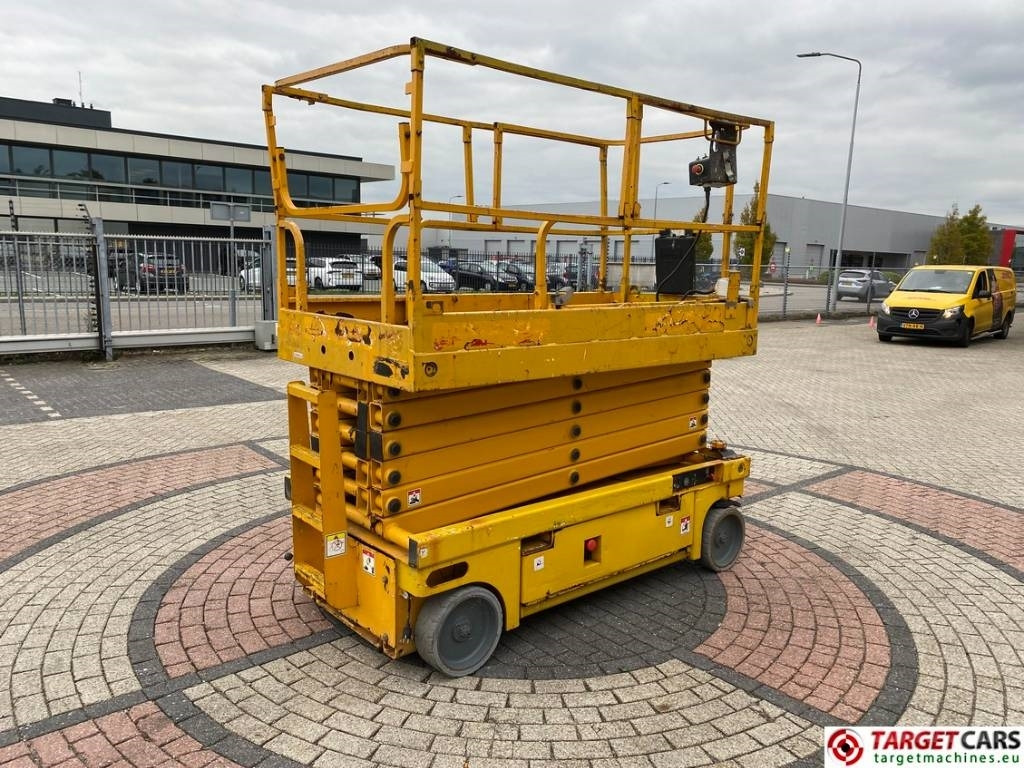Haulotte Compact 14 Electric Scissor Work Lift 1385cm  - Nacelle ciseaux: photos 3 Haulotte Compact 14 Electric Scissor Work Lift 1385cm  - Nacelle ciseaux: photos 3