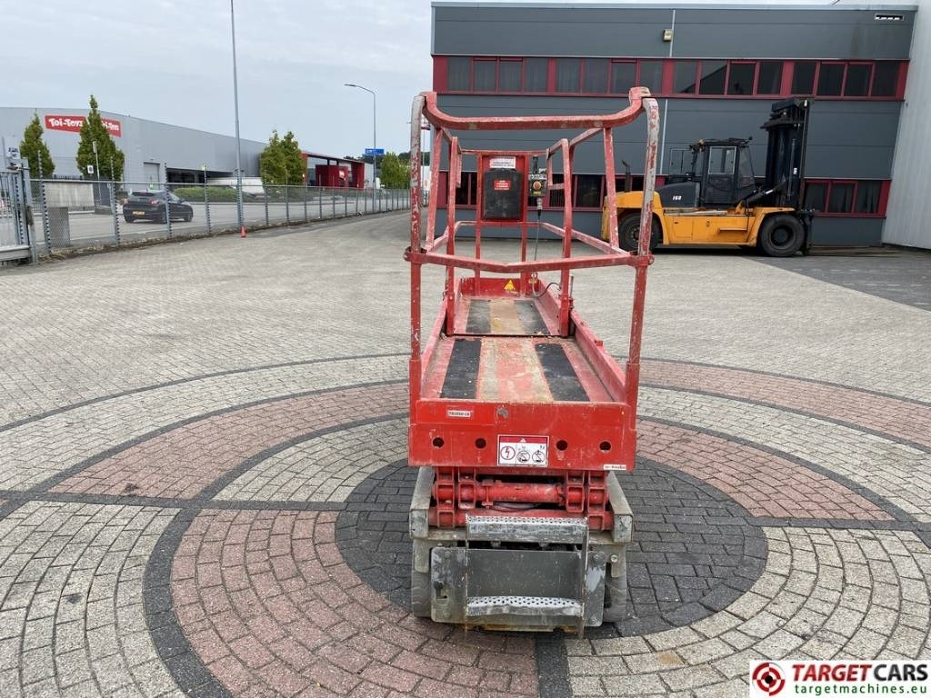Crédit-bail Haulotte Compact 8 Electric Scissor Work Lift 818cm DEFECT  Haulotte Compact 8 Electric Scissor Work Lift 818cm DEFECT: photos 14 Crédit-bail Haulotte Compact 8 Electric Scissor Work Lift 818cm DEFECT  Haulotte Compact 8 Electric Scissor Work Lift 818cm DEFECT: photos 14