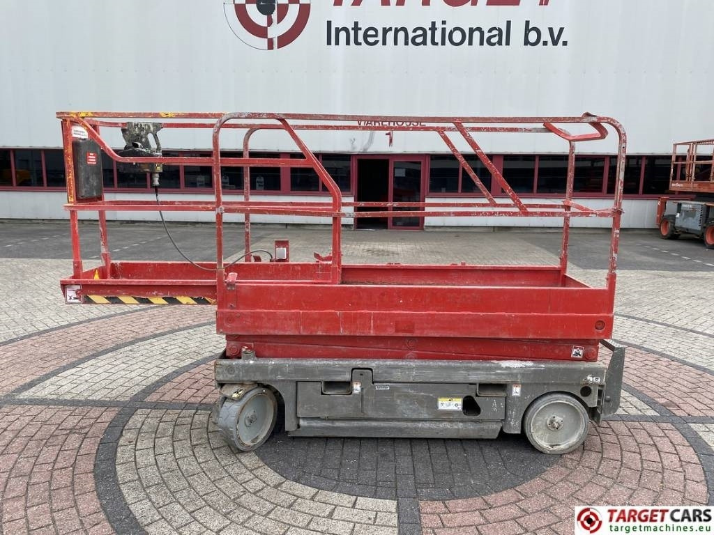 Haulotte Compact 8 Electric Scissor Work Lift 818cm DEFECT - Nacelle ciseaux: photos 5 Haulotte Compact 8 Electric Scissor Work Lift 818cm DEFECT - Nacelle ciseaux: photos 5