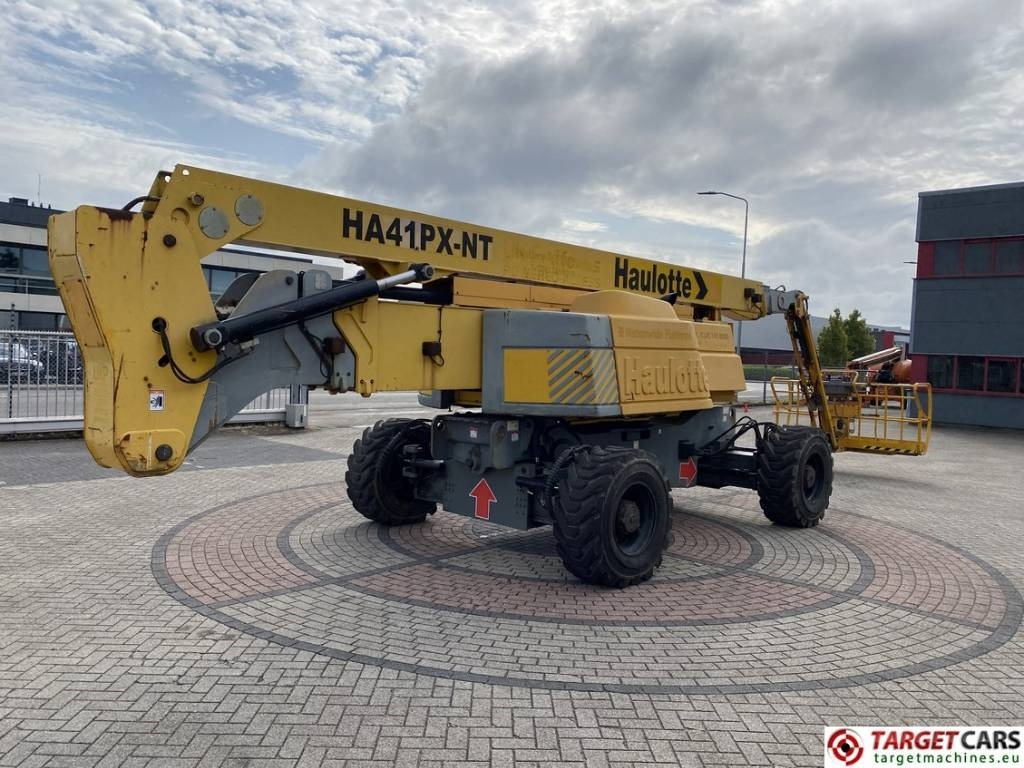Haulotte HA41PX Articulated 4x4x4 Diesel Boom Work Lift 41M  - Nacelle articulée: photos 3 Haulotte HA41PX Articulated 4x4x4 Diesel Boom Work Lift 41M  - Nacelle articulée: photos 3