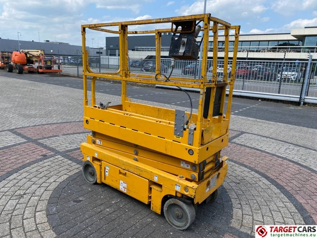 Haulotte Optimum 8 Electric Scissor Work Lift 777cm - Nacelle articulée: photos 2 Haulotte Optimum 8 Electric Scissor Work Lift 777cm - Nacelle articulée: photos 2