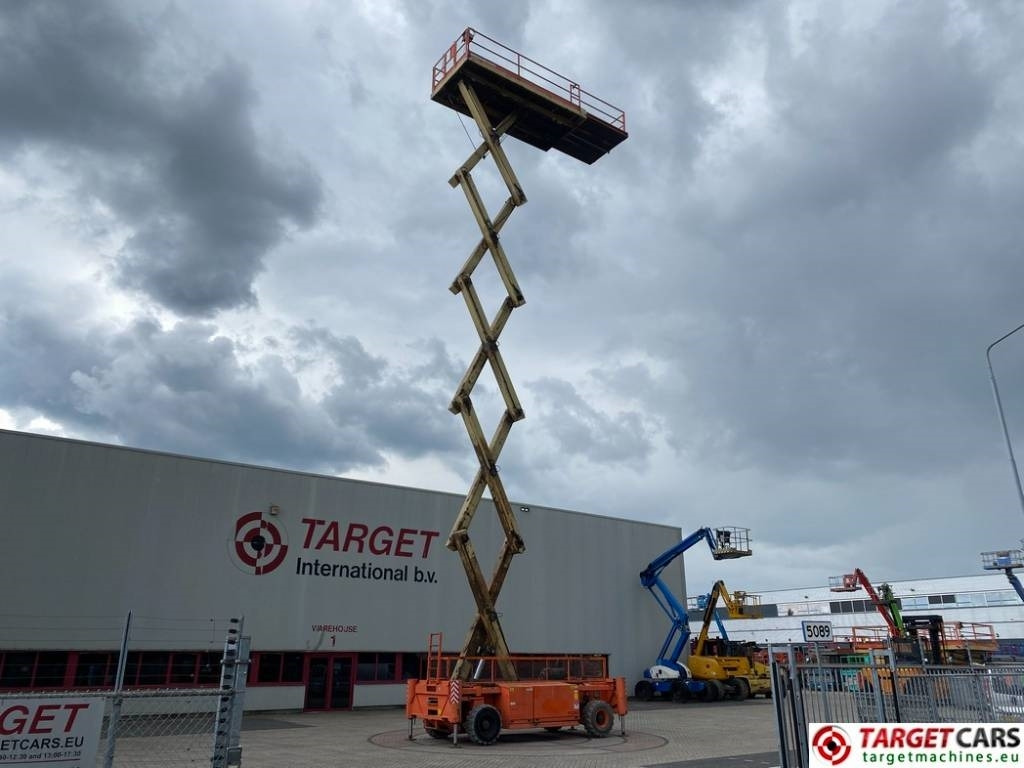 Holland Lift T210DL25 4WD Diesel T-210DL25 Scissor WorkLift 23M - Nacelle ciseaux: photos 5 Holland Lift T210DL25 4WD Diesel T-210DL25 Scissor WorkLift 23M - Nacelle ciseaux: photos 5