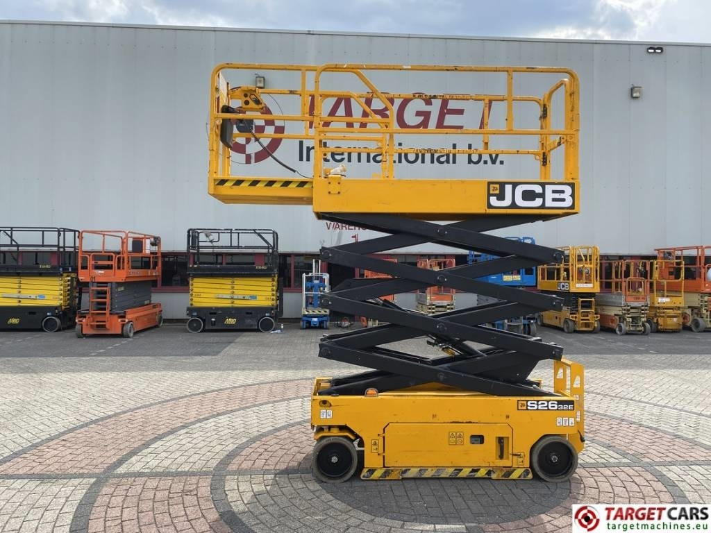 JCB S2632E Electric Scissor Work Lift 1010cm - Nacelle ciseaux: photos 5 JCB S2632E Electric Scissor Work Lift 1010cm - Nacelle ciseaux: photos 5