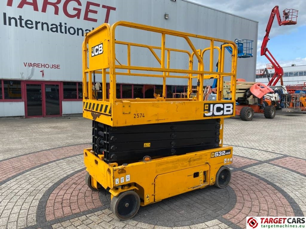JCB S3246E Electric Scissor Work Lift 1200cm - Nacelle ciseaux: photos 1 JCB S3246E Electric Scissor Work Lift 1200cm - Nacelle ciseaux: photos 1