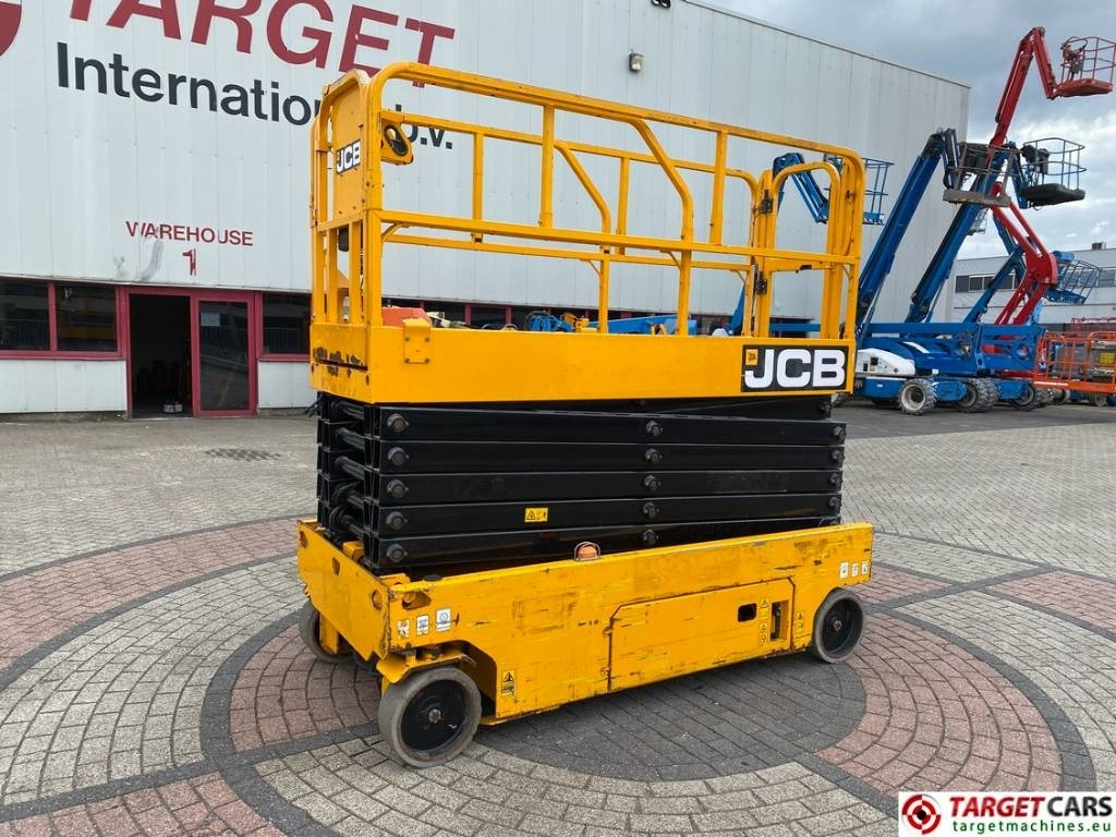 JCB S4550E Electric Scissor Work Lift 1580cm - Nacelle ciseaux: photos 1 JCB S4550E Electric Scissor Work Lift 1580cm - Nacelle ciseaux: photos 1