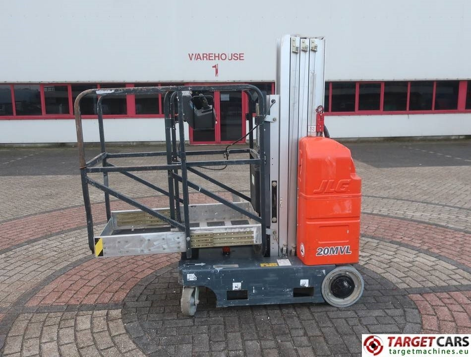 JLG 20MVL Electric Vertical Mast Work Lift 794cm - Nacelle à mât vertical: photos 5 JLG 20MVL Electric Vertical Mast Work Lift 794cm - Nacelle à mât vertical: photos 5