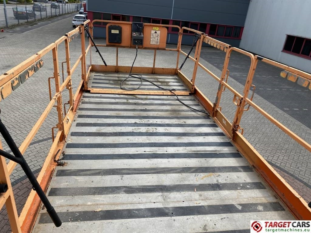 Crédit-bail JLG 4394RT Diesel 4x4 Scissor Work Lift 1511cm  JLG 4394RT Diesel 4x4 Scissor Work Lift 1511cm: photos 8