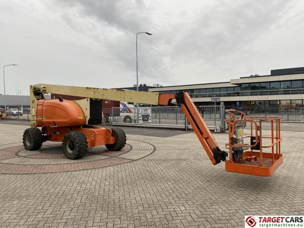 JLG 800AJ Articulated 4x4 Diesel Boom Work Lift 2538cm - Nacelle articulée: photos 2 JLG 800AJ Articulated 4x4 Diesel Boom Work Lift 2538cm - Nacelle articulée: photos 2