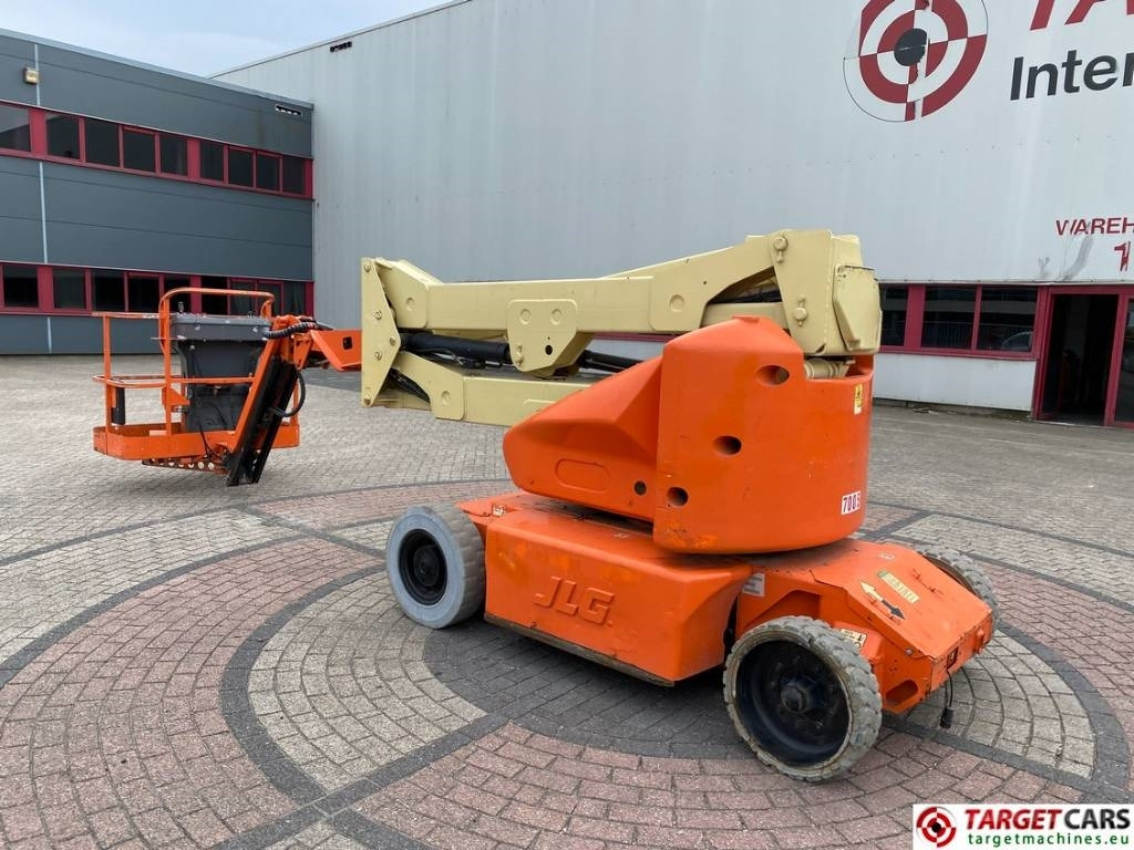 JLG E400AJPN Jib Plus Articulated Boom Lift 1419cm - Nacelle articulée: photos 4 JLG E400AJPN Jib Plus Articulated Boom Lift 1419cm - Nacelle articulée: photos 4