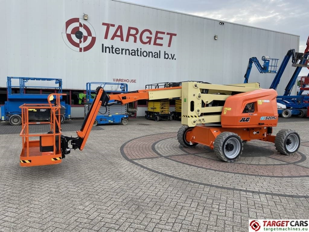 JLG EC520AJ Articulated Electric Boom Work Lift 1800cm - Nacelle articulée: photos 1 JLG EC520AJ Articulated Electric Boom Work Lift 1800cm - Nacelle articulée: photos 1