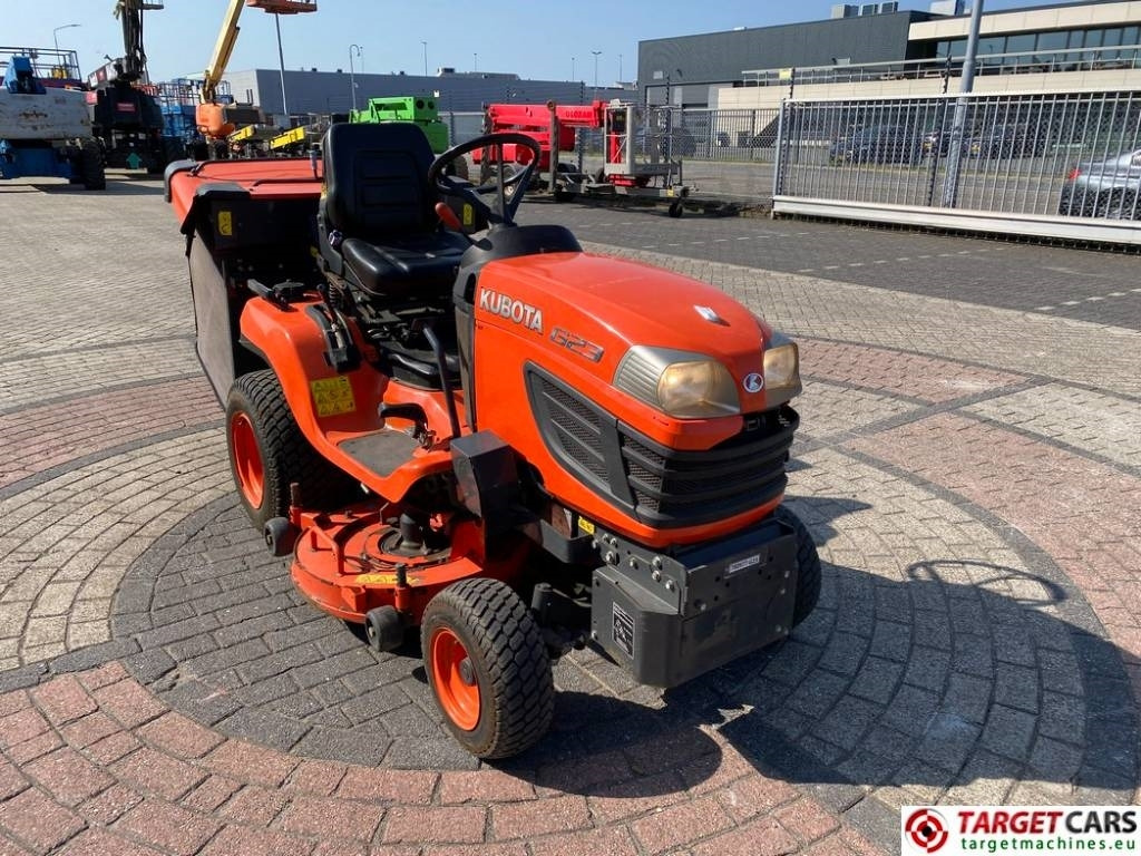 Kubota G23/LD Mower 4WD G23 Diesel 122cm - Motofaucheuse: photos 2 Kubota G23/LD Mower 4WD G23 Diesel 122cm - Motofaucheuse: photos 2