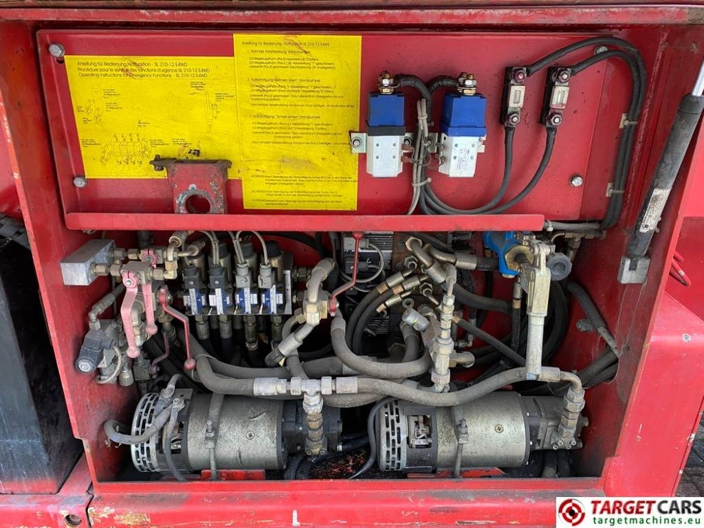 Nacelle ciseaux Liftlux SL210-12 E4/4WD Electric Scissor Work Lift 2300cm: photos 16 Nacelle ciseaux Liftlux SL210-12 E4/4WD Electric Scissor Work Lift 2300cm: photos 16