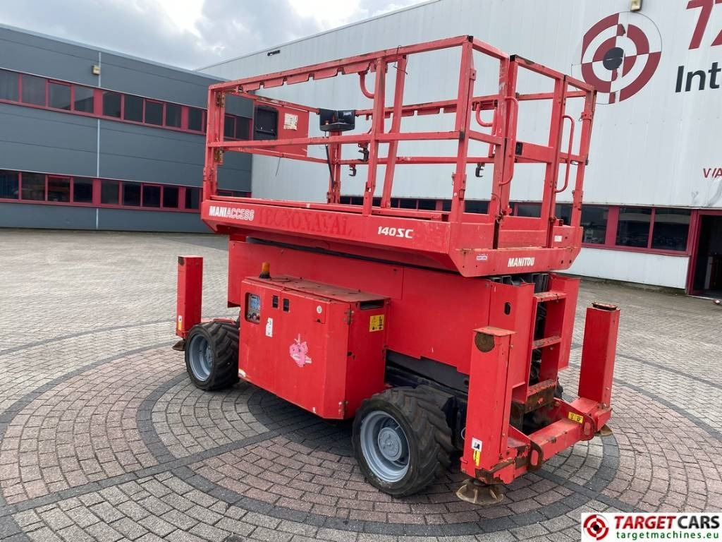 Manitou 140SC Diesel 4x4 Scissor Work Lift 1412cm - Nacelle ciseaux: photos 4 Manitou 140SC Diesel 4x4 Scissor Work Lift 1412cm - Nacelle ciseaux: photos 4