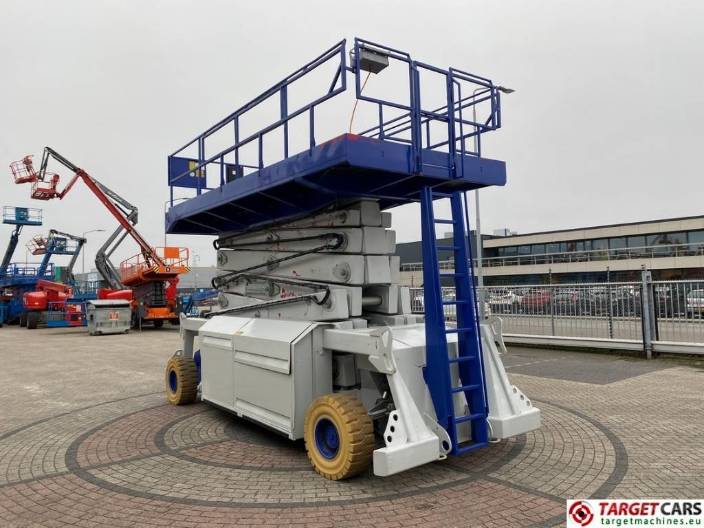 PB Lifttechnik S270-24E Electric 4x4 Scissor Work Lift 2725cm - Nacelle ciseaux: photos 2 PB Lifttechnik S270-24E Electric 4x4 Scissor Work Lift 2725cm - Nacelle ciseaux: photos 2