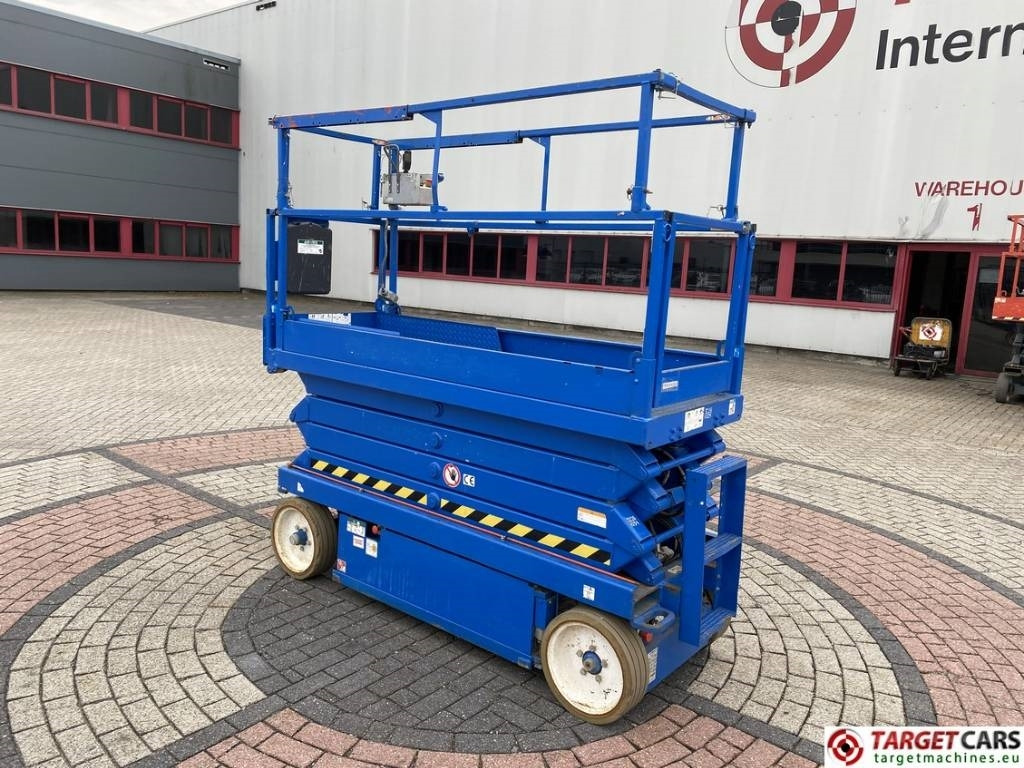 SkyJack SJIII-3226 Electric 3226 Scissor Work Lift 990cm - Nacelle ciseaux: photos 4 SkyJack SJIII-3226 Electric 3226 Scissor Work Lift 990cm - Nacelle ciseaux: photos 4
