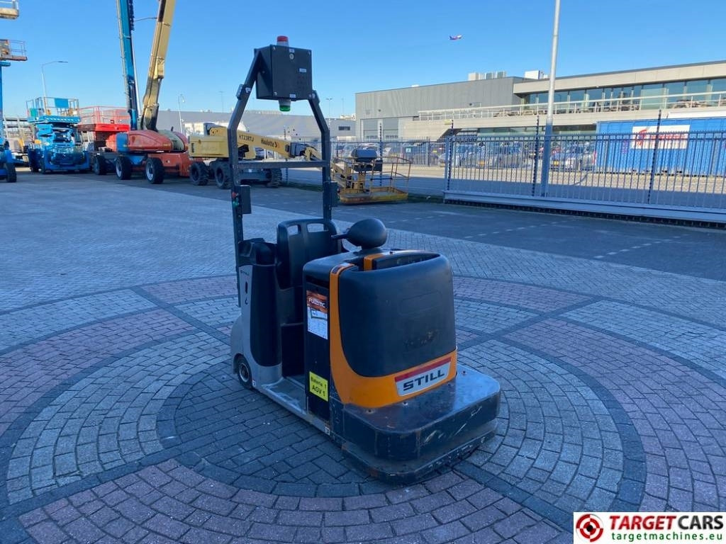 Still CX-T Electric TowTruck Tractor 24V 4000KG Capacity  - Chariot tracteur: photos 2 Still CX-T Electric TowTruck Tractor 24V 4000KG Capacity  - Chariot tracteur: photos 2