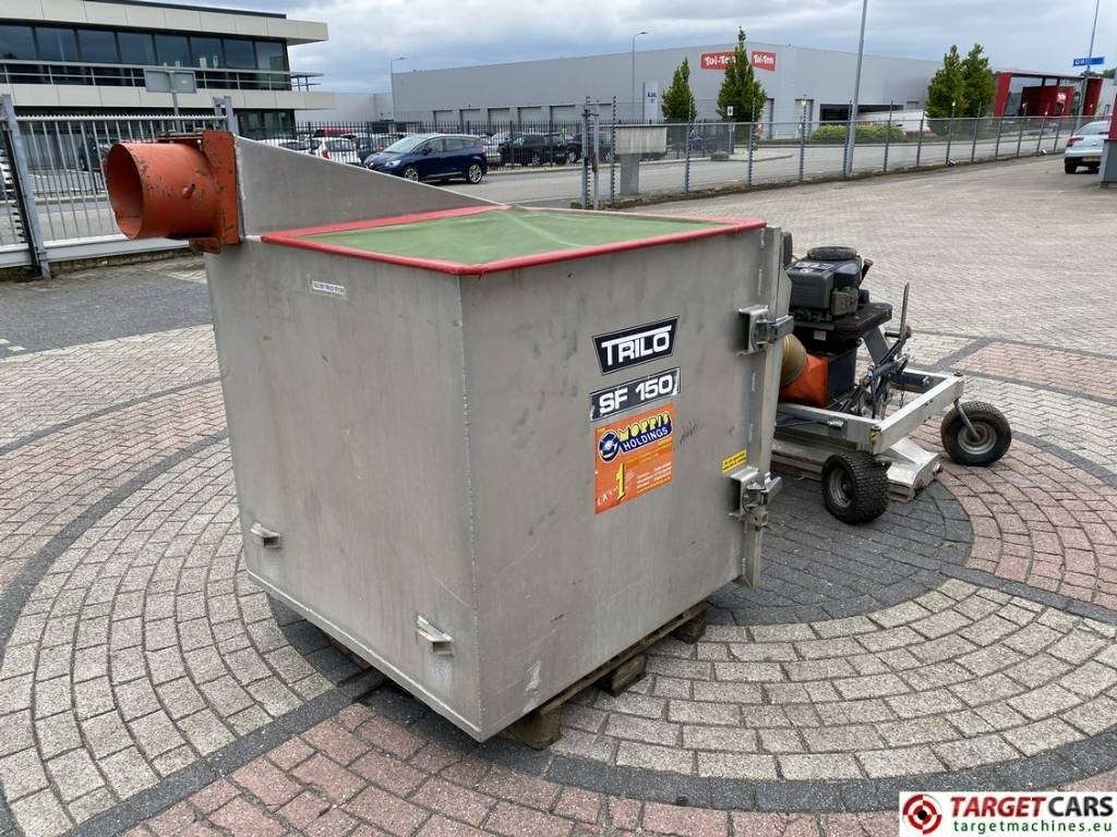 Trilo SF150 Leaf Vacuum Sweeper Unit - Véhicule de voirie/ Spécial: photos 5 Trilo SF150 Leaf Vacuum Sweeper Unit - Véhicule de voirie/ Spécial: photos 5