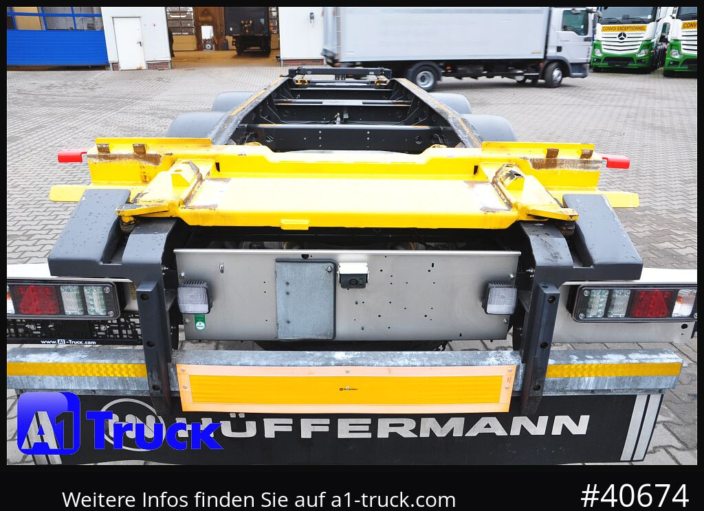 HUEFFERMANN HTSA 18.77, Tandem, Schlitten, oben gekuppelt, - Remorque ampliroll/ Multibenne: photos 4 HUEFFERMANN HTSA 18.77, Tandem, Schlitten, oben gekuppelt, - Remorque ampliroll/ Multibenne: photos 4