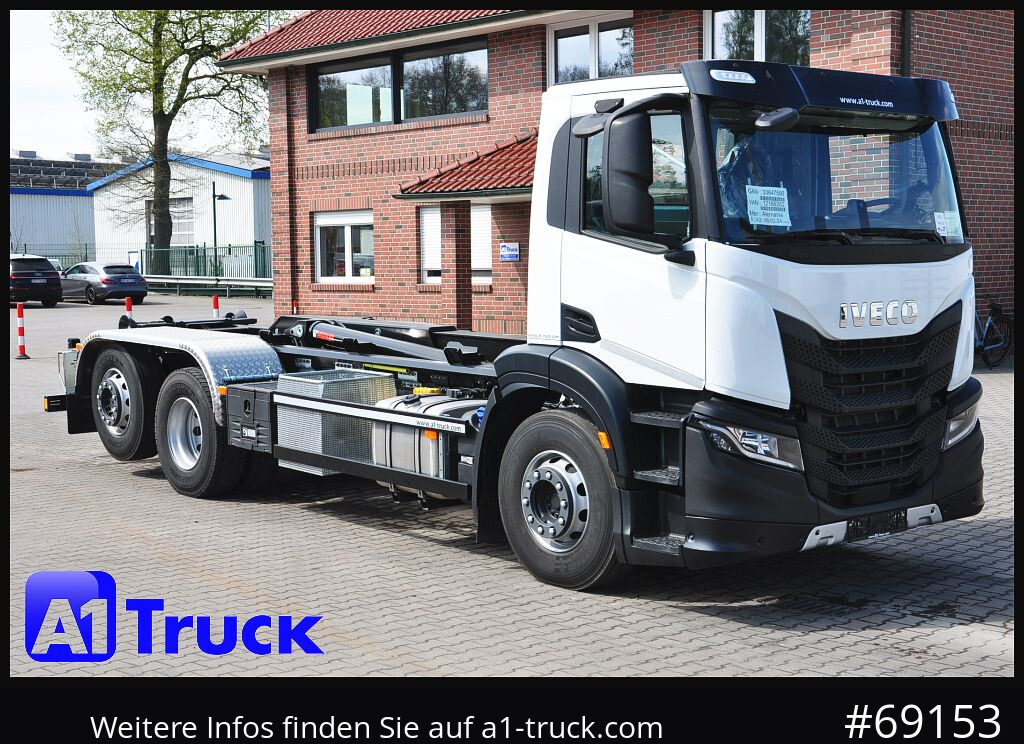 IVECO X-Way AD 420 Hiab 21S59 Lenk- Liftachse, - Camion ampliroll: photos 1 IVECO X-Way AD 420 Hiab 21S59 Lenk- Liftachse, - Camion ampliroll: photos 1
