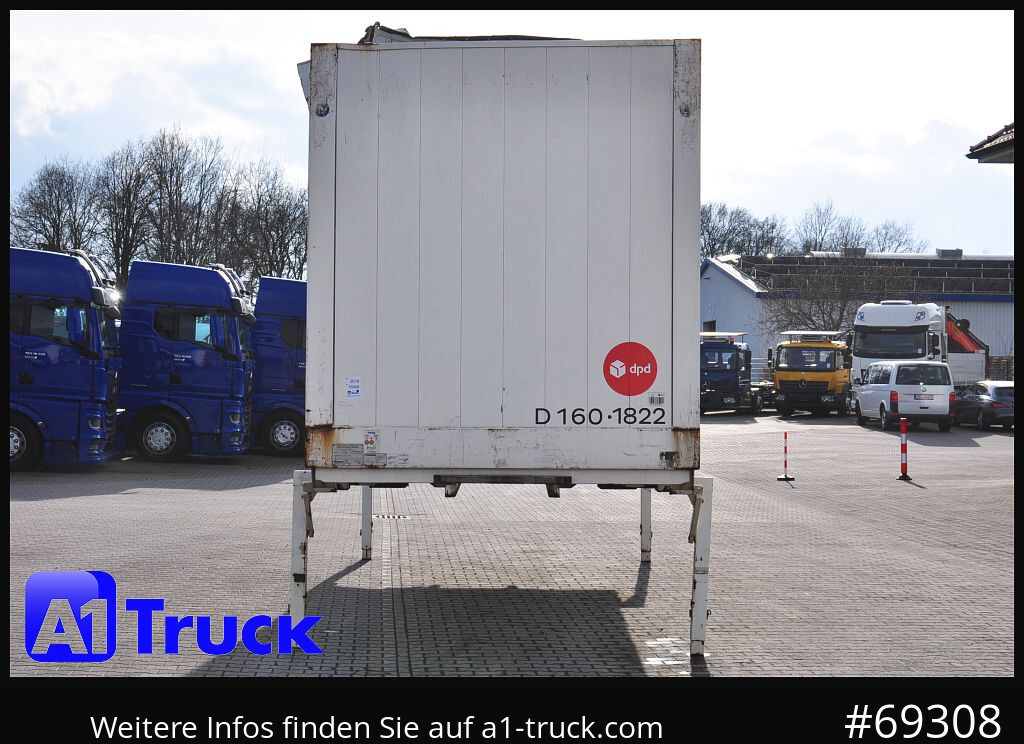 KRONE WB BDF 7,45 Koffer, 2770mm innen, beschädigt - Carrosserie fourgon: photos 2 KRONE WB BDF 7,45 Koffer, 2770mm innen, beschädigt - Carrosserie fourgon: photos 2