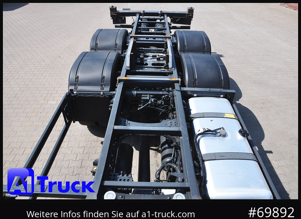 MERCEDES-BENZ 2548, Multi BDF, Wechsler, 7.45-7.82, MIDI, LIftachse - Camion porte-conteneur/ Caisse mobile: photos 3 MERCEDES-BENZ 2548, Multi BDF, Wechsler, 7.45-7.82, MIDI, LIftachse - Camion porte-conteneur/ Caisse mobile: photos 3