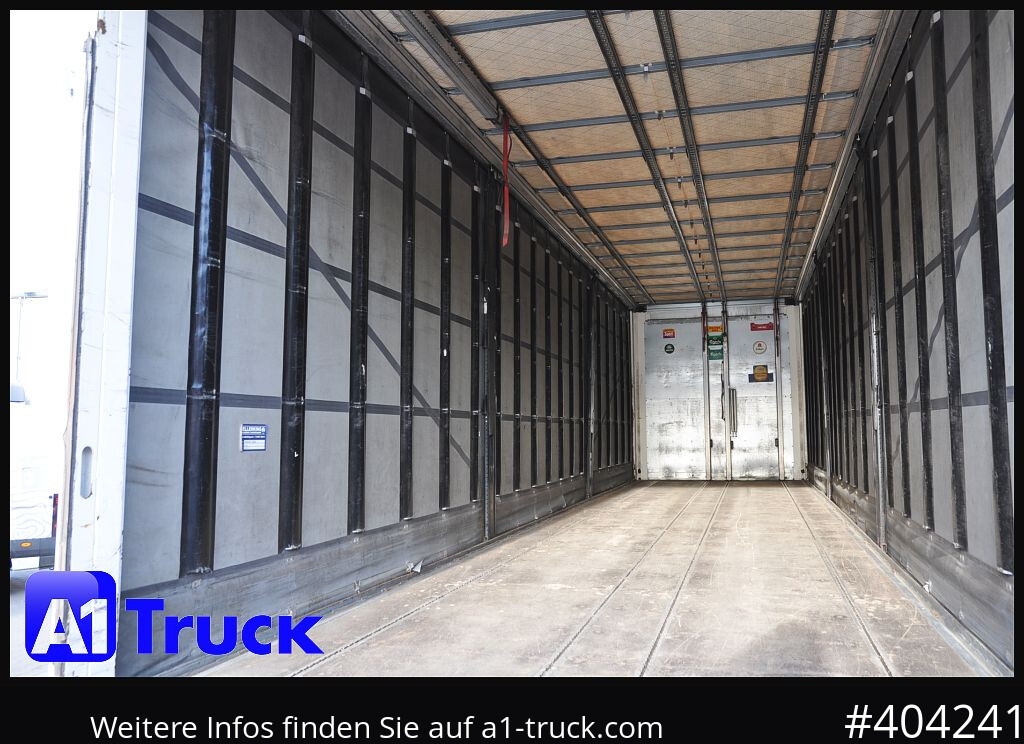 SCHMITZ Getränke, Lenkachse, LBW, Ladebordwand, kurzer Aufbau - Semi-remorque pour le transport de boissons: photos 5 SCHMITZ Getränke, Lenkachse, LBW, Ladebordwand, kurzer Aufbau - Semi-remorque pour le transport de boissons: photos 5