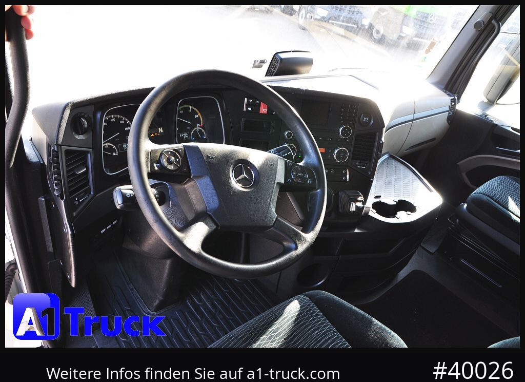 MERCEDES-BENZ 1843 StreamSpace GGVS ADR FL AT - Tracteur routier: photos 3 MERCEDES-BENZ 1843 StreamSpace GGVS ADR FL AT - Tracteur routier: photos 3