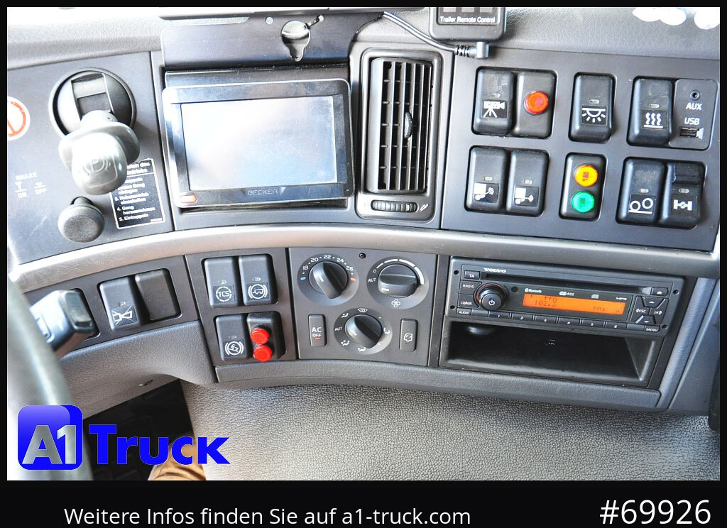 VOLVO FM 410 EEV Carrier 950 U 2367 BStd! - Camion frigorifique: photos 5 VOLVO FM 410 EEV Carrier 950 U 2367 BStd! - Camion frigorifique: photos 5