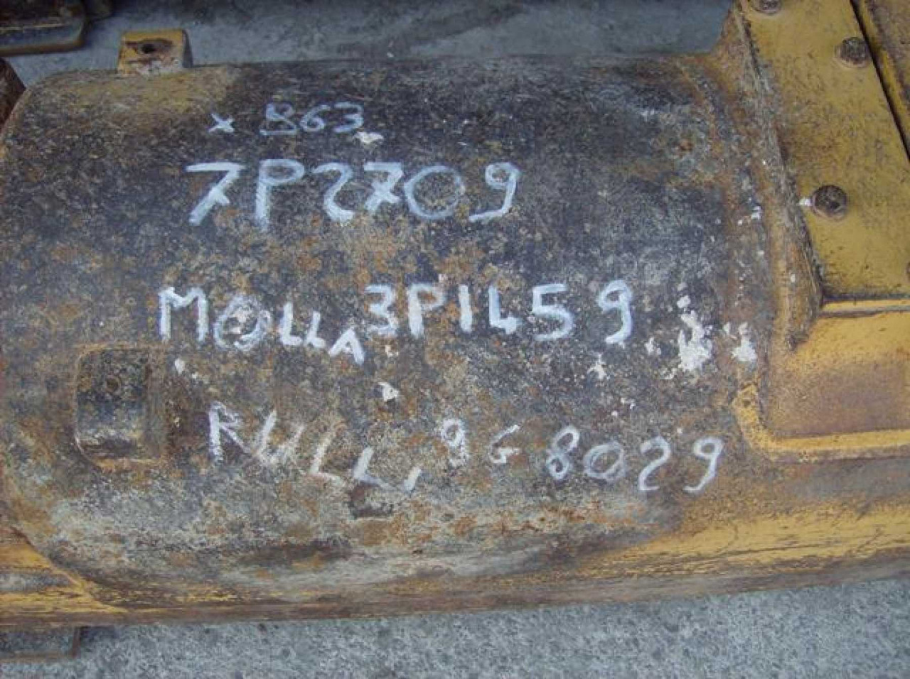 Caterpillar 963 LONGHERONI - Pièces de train de roulement pour Engins de chantier: photos 2 Caterpillar 963 LONGHERONI - Pièces de train de roulement pour Engins de chantier: photos 2