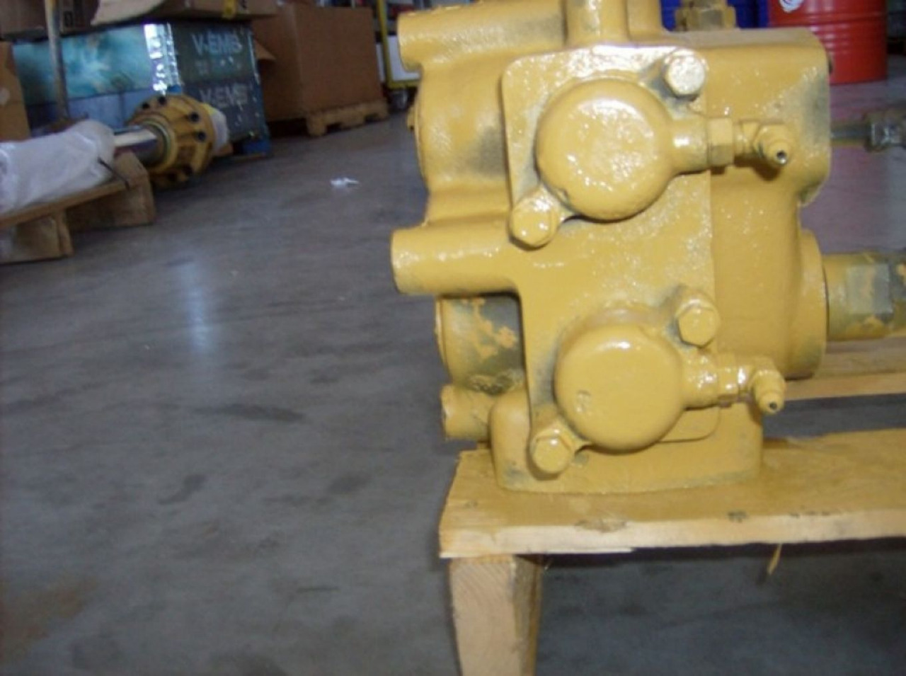 Caterpillar 966F II VALVOLA DISTRIBUTORE - Valve pour Engins de chantier: photos 5 Caterpillar 966F II VALVOLA DISTRIBUTORE - Valve pour Engins de chantier: photos 5