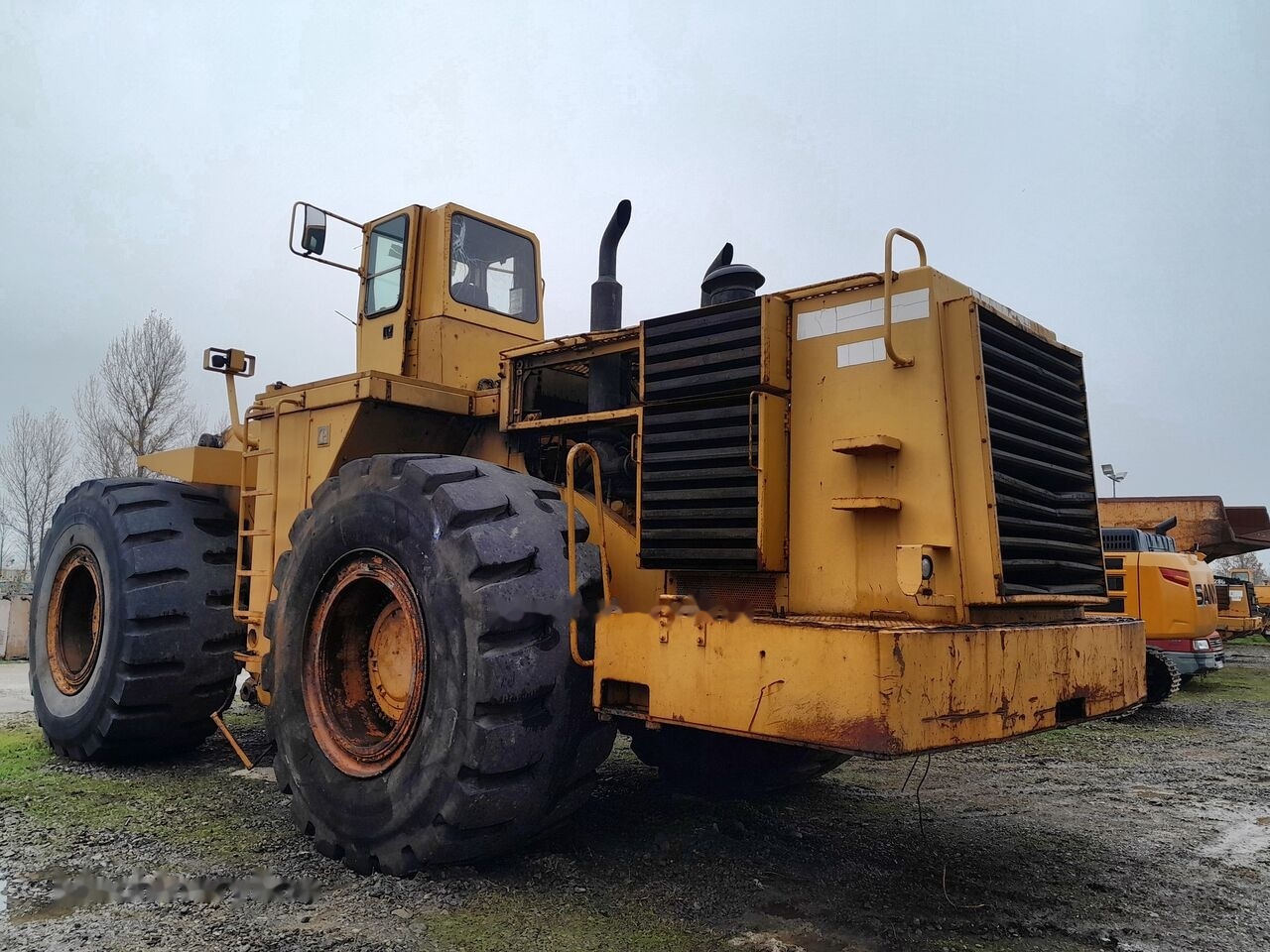 Caterpillar 992C - Chargeuse sur pneus: photos 1 Caterpillar 992C - Chargeuse sur pneus: photos 1