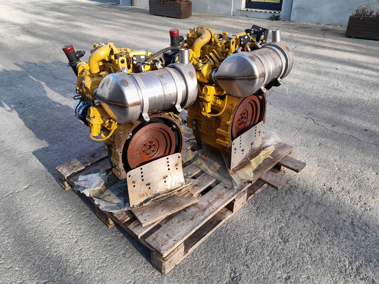Caterpillar C1.7T MOTORE NUOVO COMPLETO - Moteur pour Engins de chantier: photos 1 Caterpillar C1.7T MOTORE NUOVO COMPLETO - Moteur pour Engins de chantier: photos 1