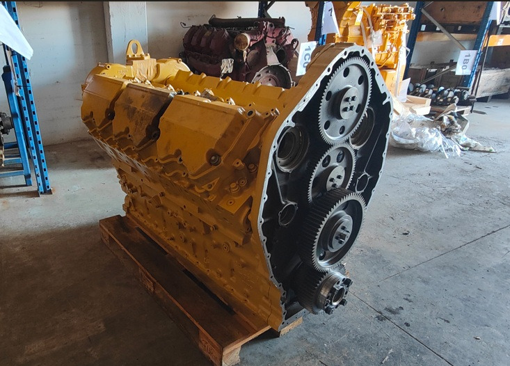 Caterpillar C27 Motore Long Block revisionato - Moteur pour Engins de chantier: photos 1 Caterpillar C27 Motore Long Block revisionato - Moteur pour Engins de chantier: photos 1