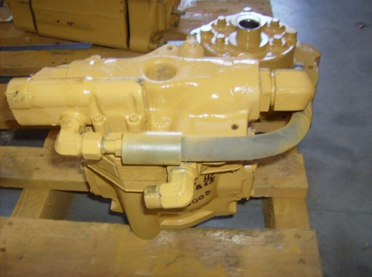 Caterpillar D300D POMPA IDRAULICA - Pompe hydraulique pour Engins de chantier: photos 1 Caterpillar D300D POMPA IDRAULICA - Pompe hydraulique pour Engins de chantier: photos 1