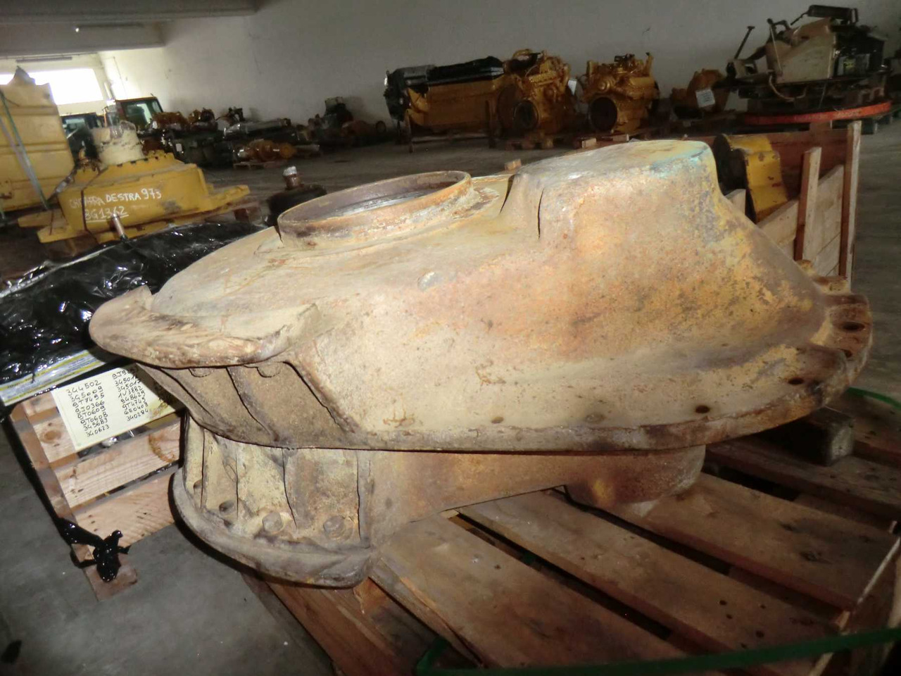 Caterpillar D7E CHITARRE - Pièces de train de roulement pour Engins de chantier: photos 4 Caterpillar D7E CHITARRE - Pièces de train de roulement pour Engins de chantier: photos 4