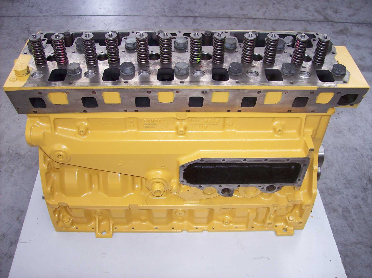 Caterpillar LONG BLOCK 3116 - Moteur pour Engins de chantier: photos 1 Caterpillar LONG BLOCK 3116 - Moteur pour Engins de chantier: photos 1