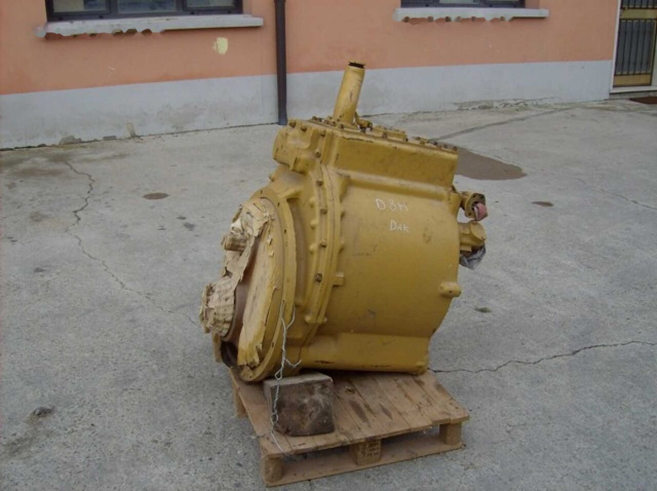 Boîte de vitesse pour Bulldozer TRANSMISSION   CATERPILLAR D8H: photos 1
