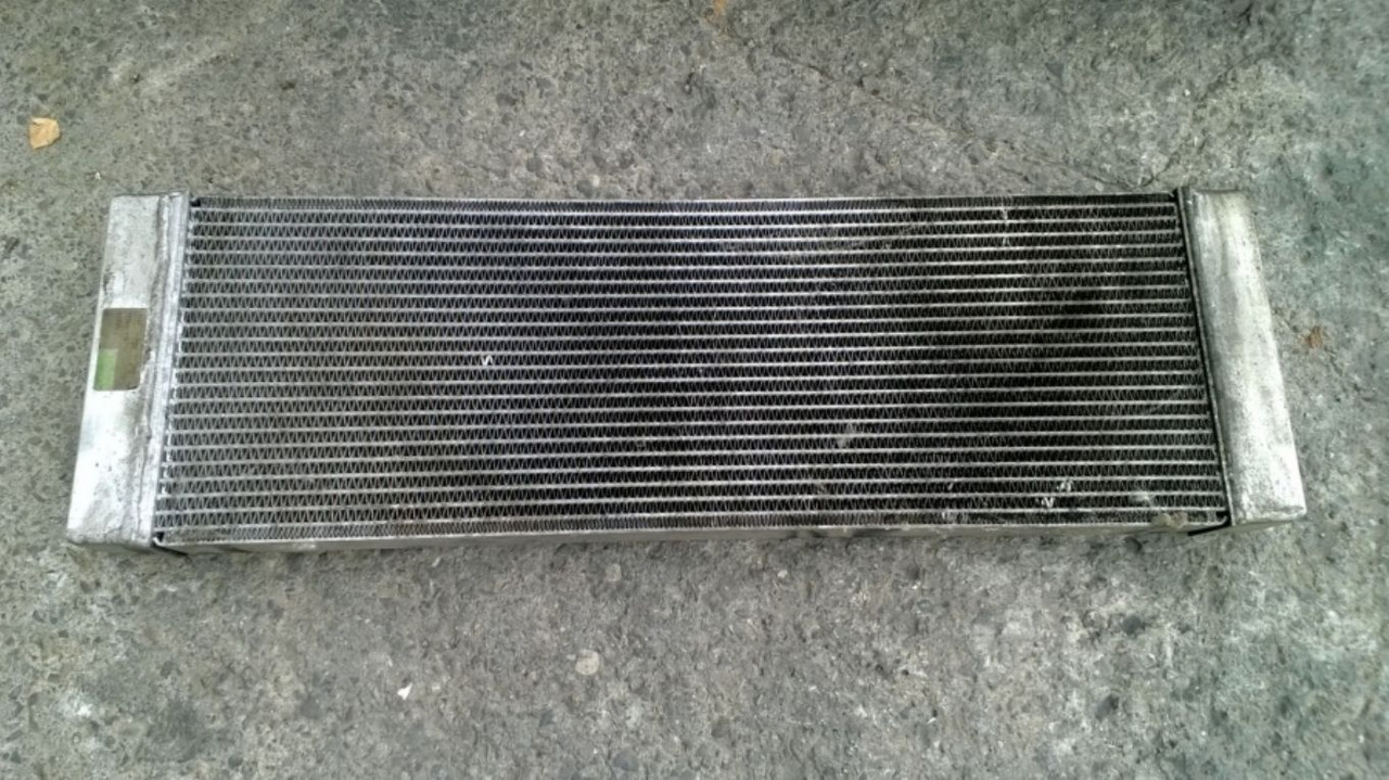 VOLVO L330E RADIATORE OLIO IDRAULICO - Système de refroidissement pour Engins de chantier: photos 1 VOLVO L330E RADIATORE OLIO IDRAULICO - Système de refroidissement pour Engins de chantier: photos 1