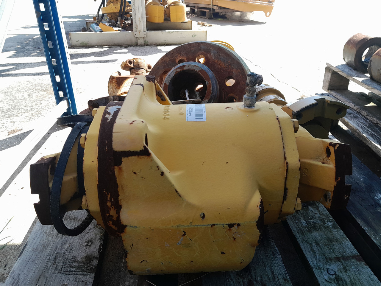 VOLVO L330E SUPPORT BEARING PROPELLER SHAFT - Transmission pour Engins de chantier: photos 4 VOLVO L330E SUPPORT BEARING PROPELLER SHAFT - Transmission pour Engins de chantier: photos 4