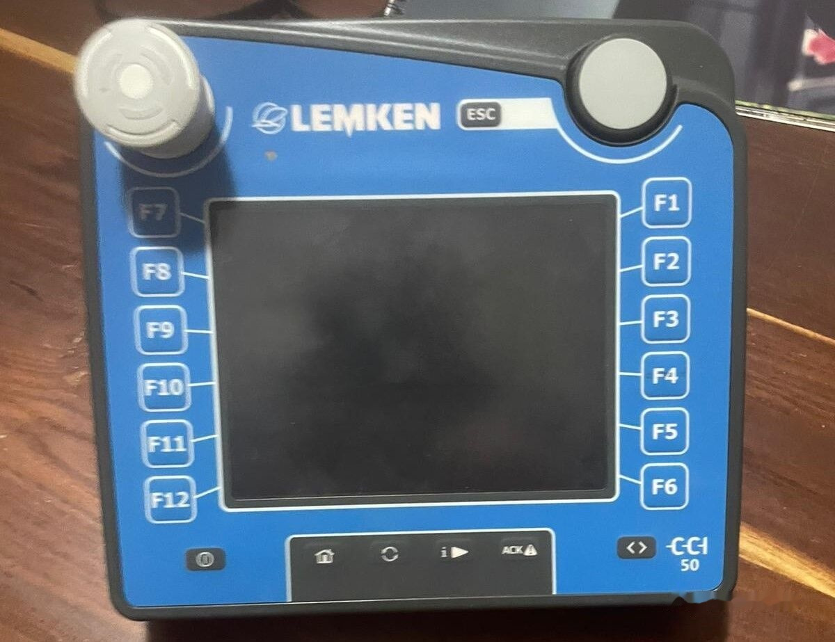 Lemken VEGA 4000 - Pulvérisateur traîné: photos 3 Lemken VEGA 4000 - Pulvérisateur traîné: photos 3