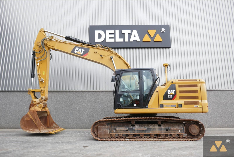 Caterpillar 320 - Pelle sur chenille: photos 1 Caterpillar 320 - Pelle sur chenille: photos 1
