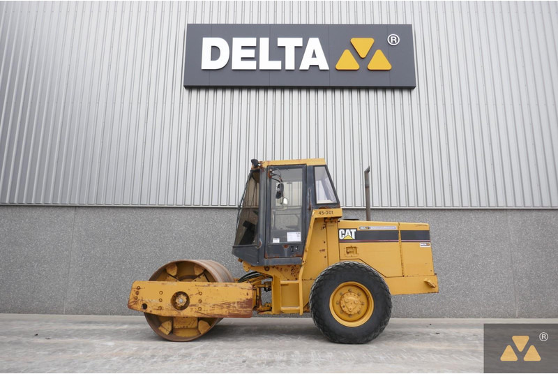 Compacteur Caterpillar CS433C: photos 1
