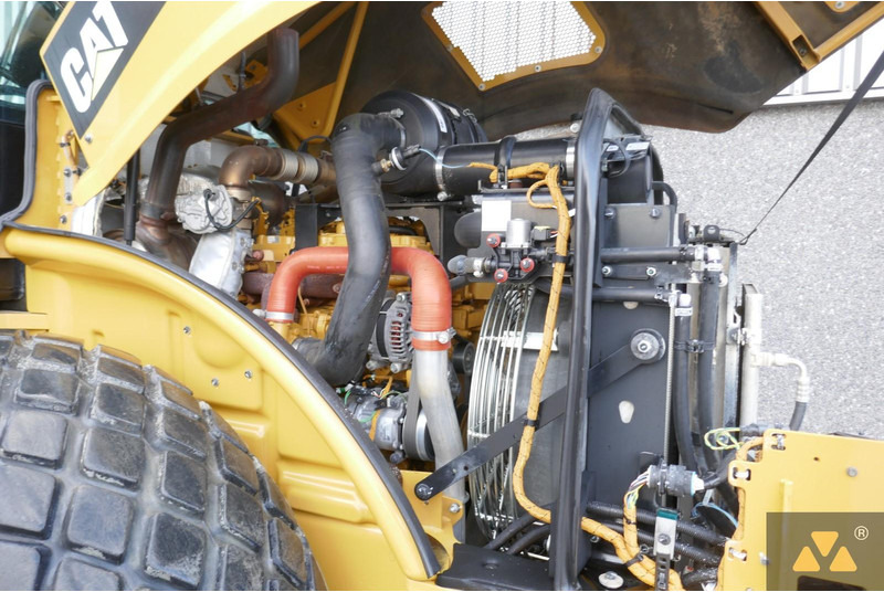 Compacteur Caterpillar CS64B: photos 16 Compacteur Caterpillar CS64B: photos 16