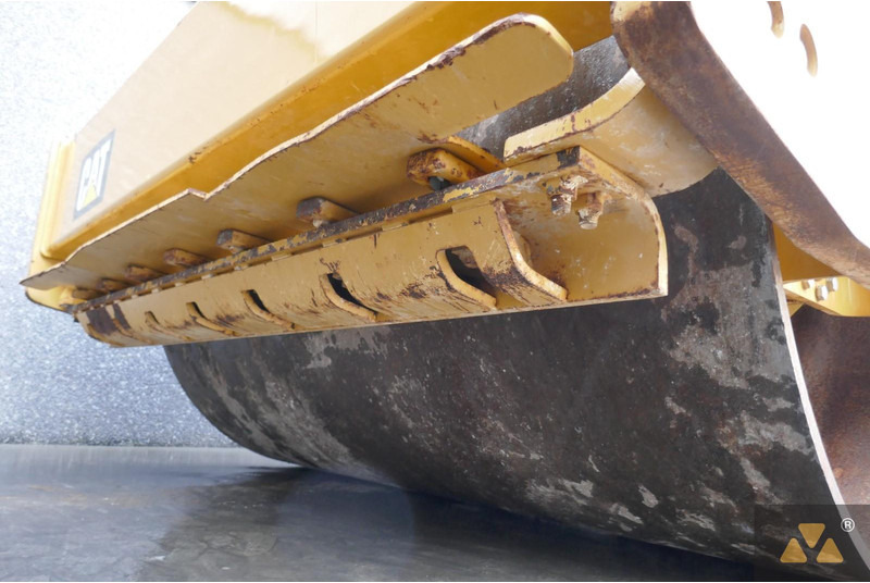 Compacteur Caterpillar CS64B: photos 11 Compacteur Caterpillar CS64B: photos 11