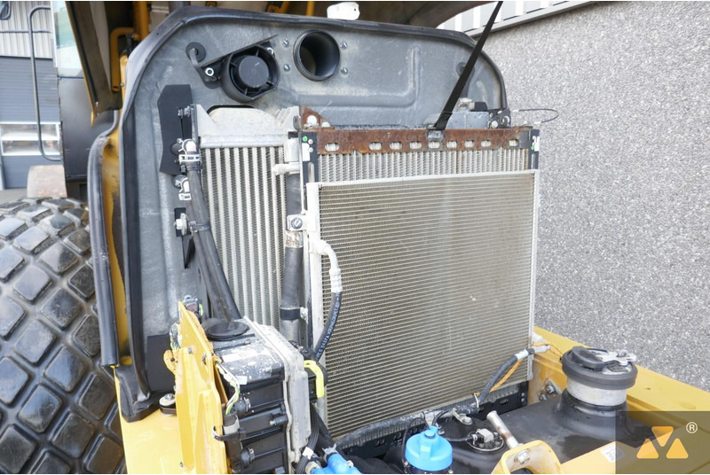 Compacteur Caterpillar CS64B: photos 19 Compacteur Caterpillar CS64B: photos 19