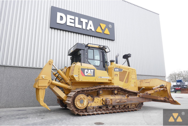 Caterpillar D7E - Bulldozer: photos 5 Caterpillar D7E - Bulldozer: photos 5