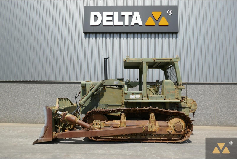 Caterpillar D7F Ex-army - Bulldozer: photos 1 Caterpillar D7F Ex-army - Bulldozer: photos 1