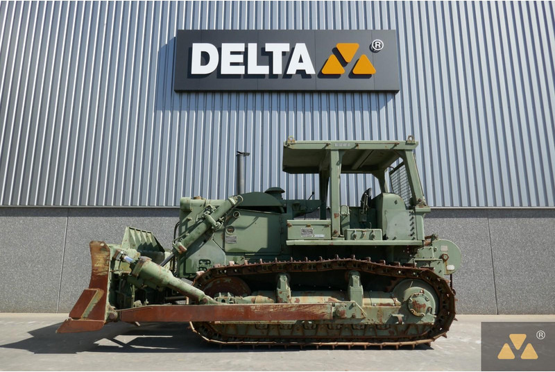 Caterpillar D7F Ex-army - Bulldozer: photos 1 Caterpillar D7F Ex-army - Bulldozer: photos 1