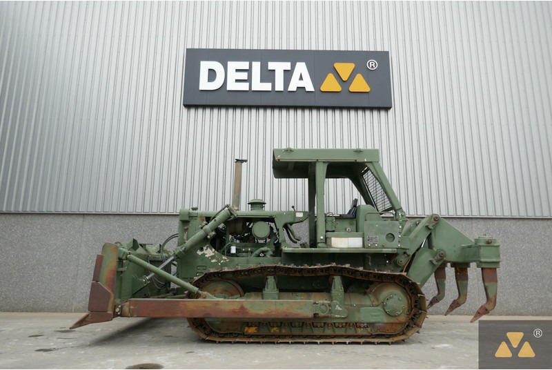 Caterpillar D7G Ex-army - Bulldozer: photos 1 Caterpillar D7G Ex-army - Bulldozer: photos 1